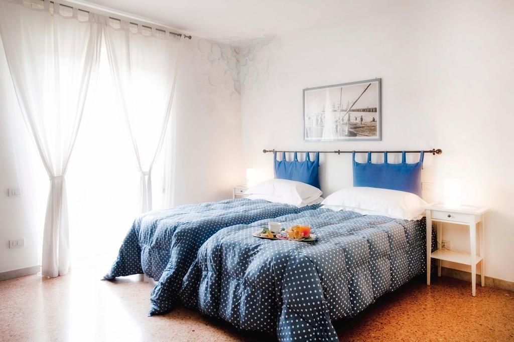 Bed and Breakfast A Due Passi Forte dei Marmi Exteriér fotografie