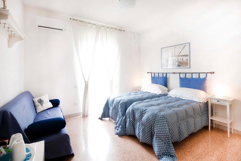 Bed and Breakfast A Due Passi Forte dei Marmi Exteriér fotografie