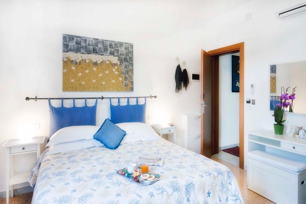 Bed and Breakfast A Due Passi Forte dei Marmi Exteriér fotografie