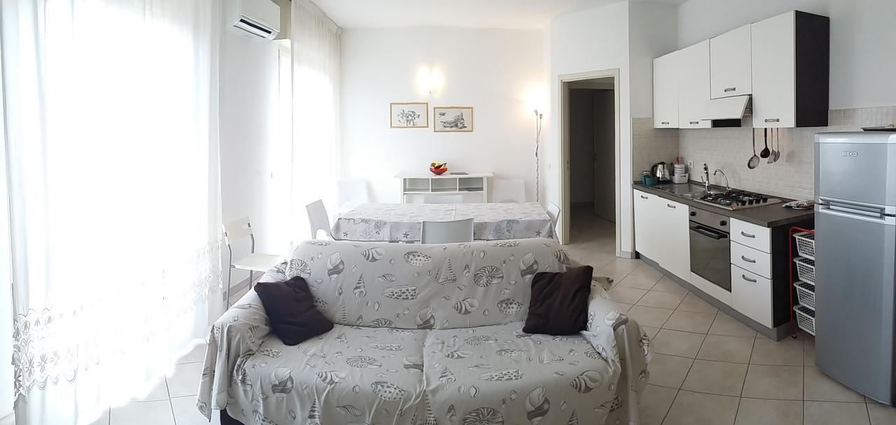 Bed and Breakfast A Due Passi Forte dei Marmi Pokoj fotografie
